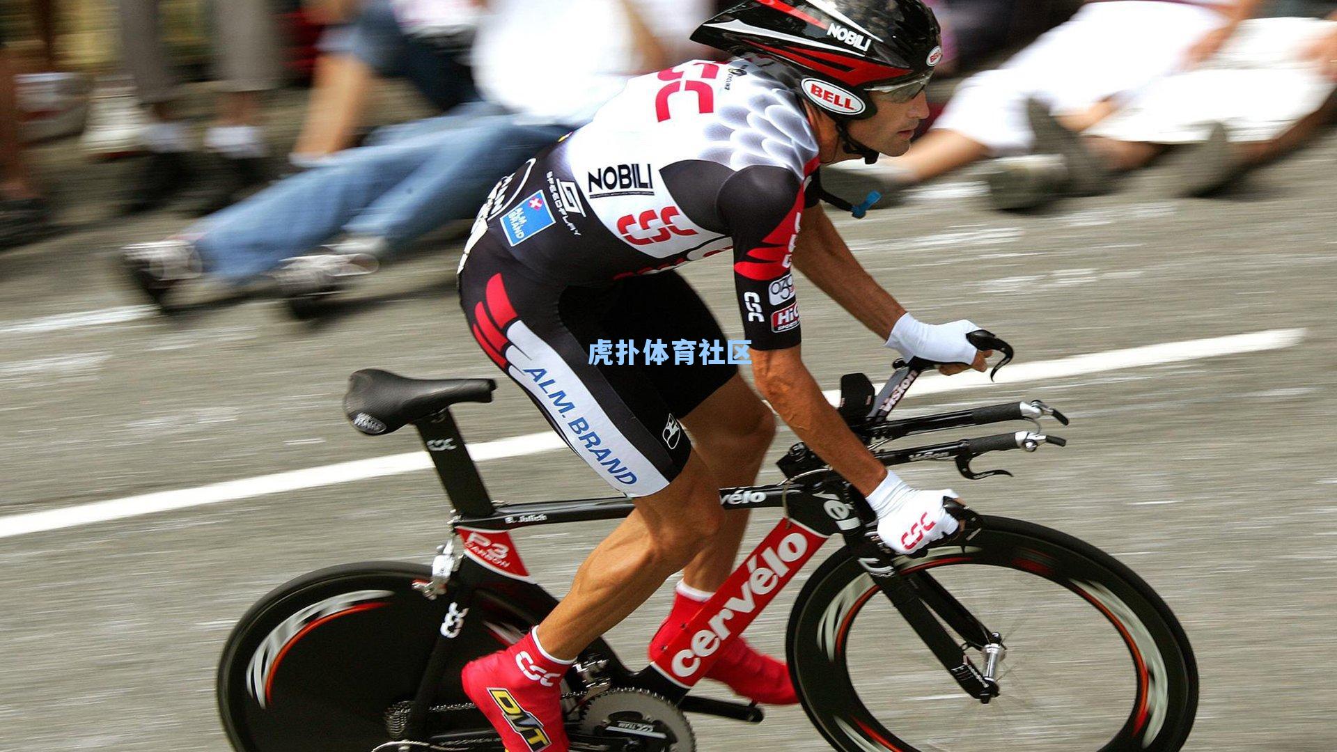 欧冠传奇再书新篇！大卫·路易斯高龄破门，年龄榜仅次于佩佩