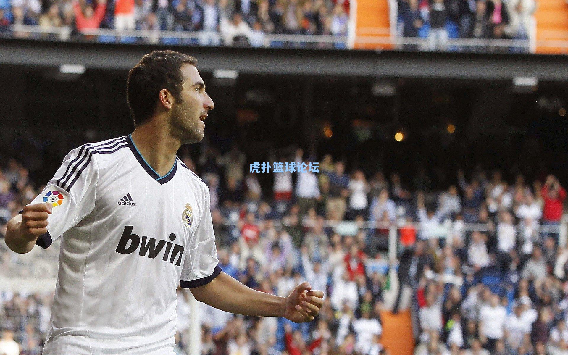 青春锋线再启航，法比奥·席尔瓦正式转会多特蒙德，德甲舞台迎葡萄牙新星